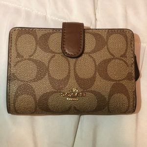 Coach wallet